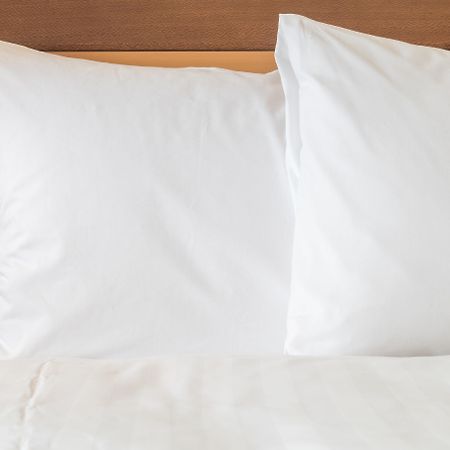 Holiday Inn & Suites Cedar Falls-Waterloo Event Ctr By Ihg Esterno foto