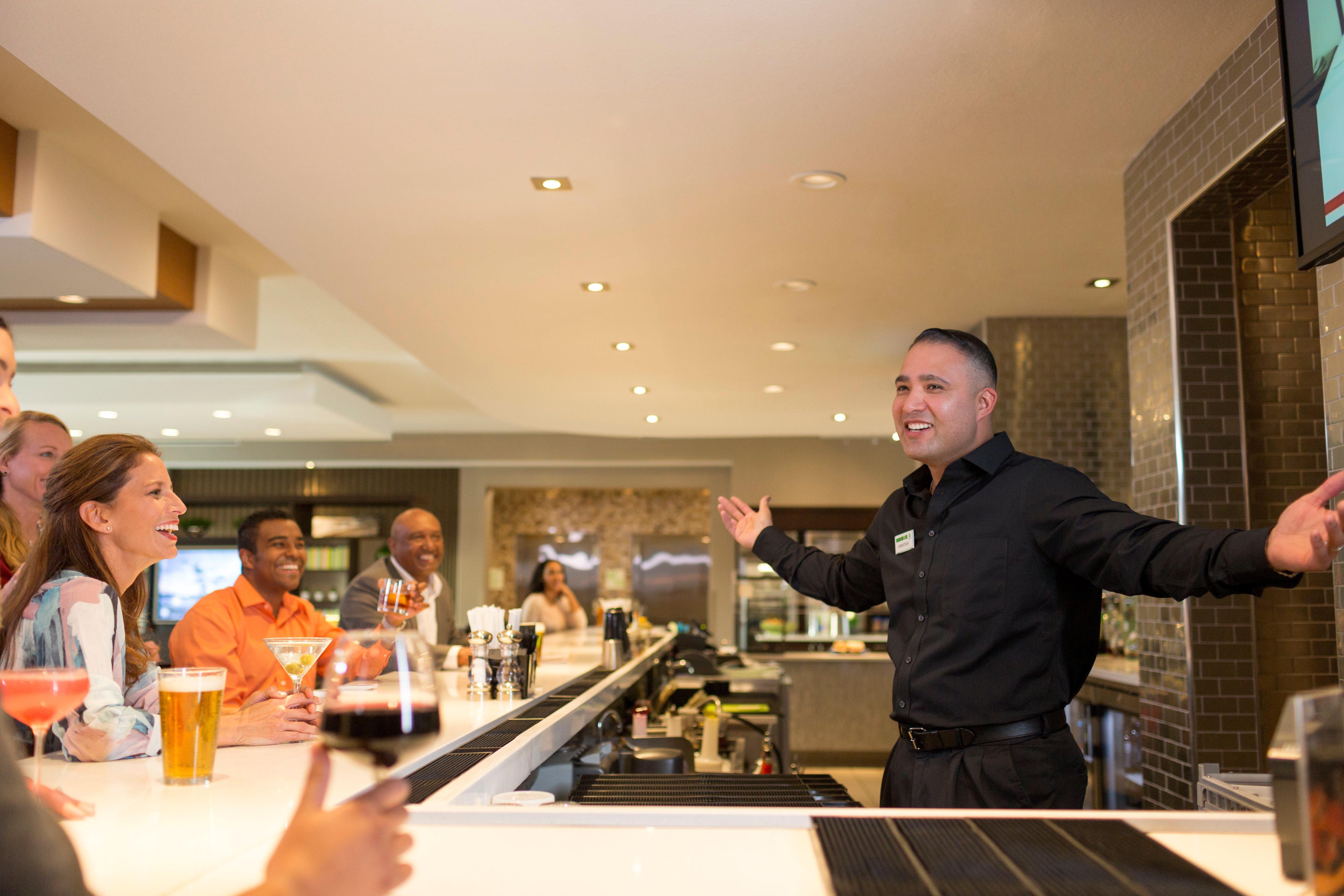 Holiday Inn & Suites Cedar Falls-Waterloo Event Ctr By Ihg Esterno foto
